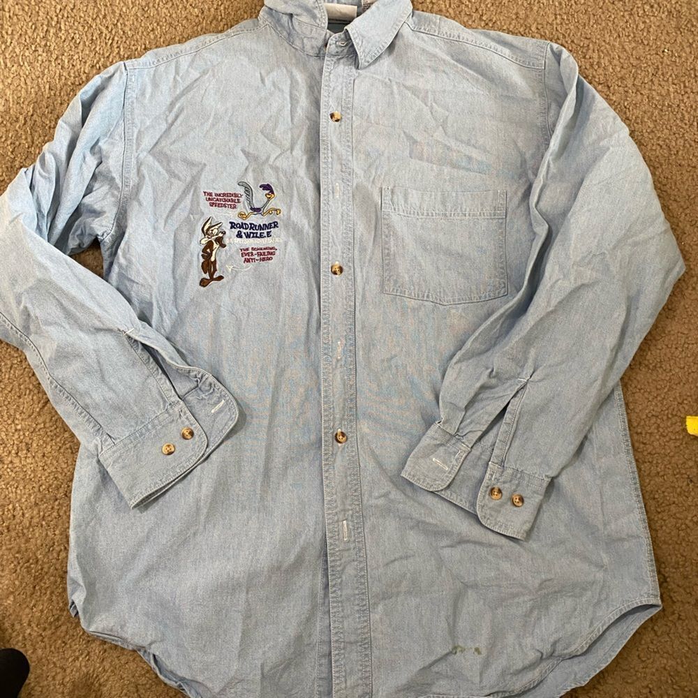 Vintage Looney Tunes Road Runner Wilee Coyote Button Down Shirt